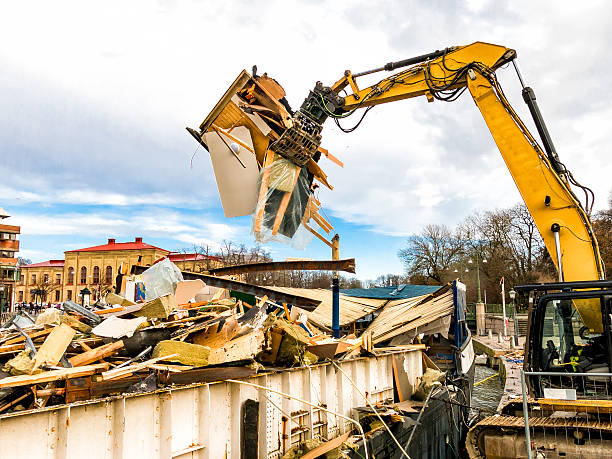 Best Junk Hauling Services  in Fuller Heights, FL